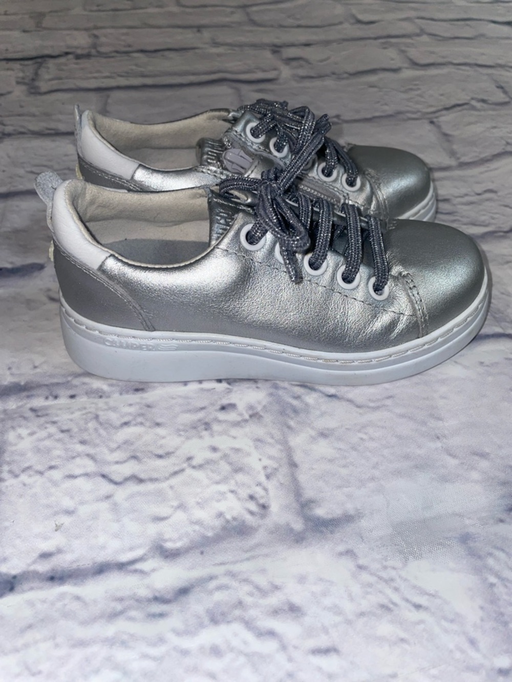 Camper Runner Up Sneakers (Silver). Size 8.5